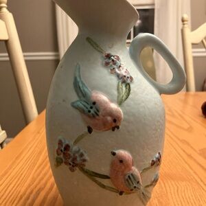 Hull USA 1957 Vintage water pitcher/vase 8.5in tall